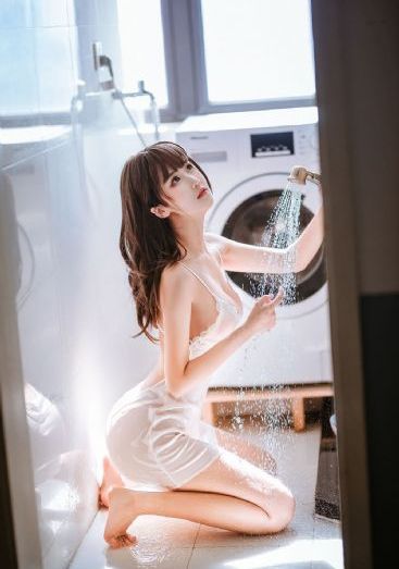 内衣战士玫瑰蝴蝶_电影未删减版